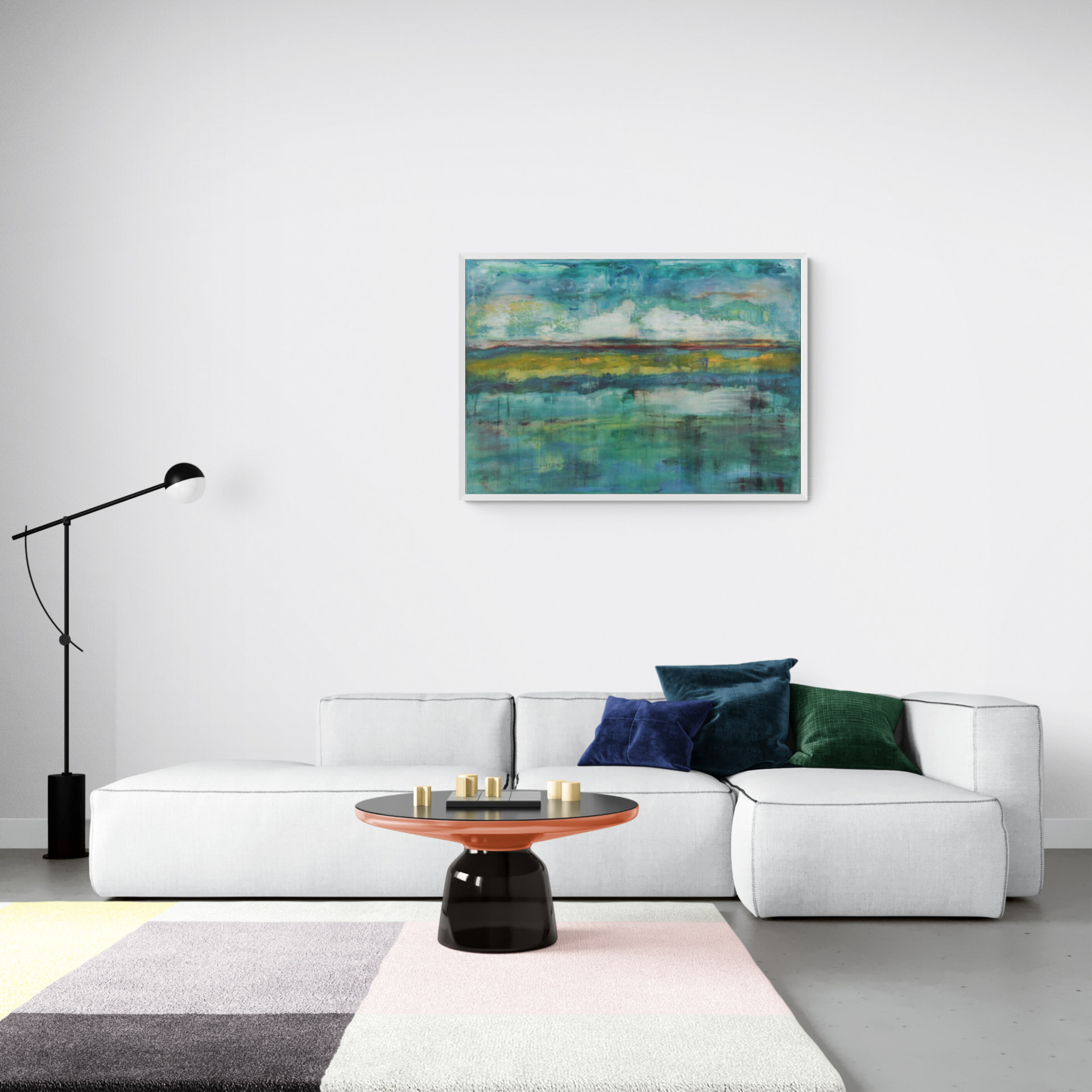 Een modern, minimalistisch interieur met een grote witte bank, een kleurrijk abstract landschapsschilderij aan de witte muur en een geometrisch vloerkleed